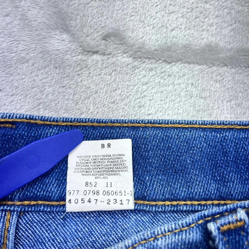 VTG Levi's 852 Orange Tab Jeans Blue Denim Regular Fit Men Sz 38 Fits 35